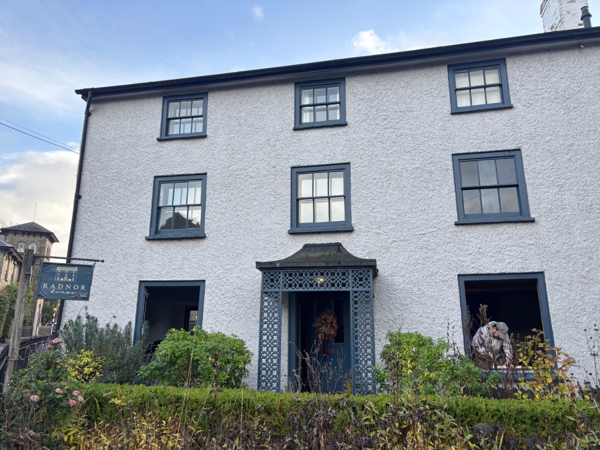 Company: Image 6